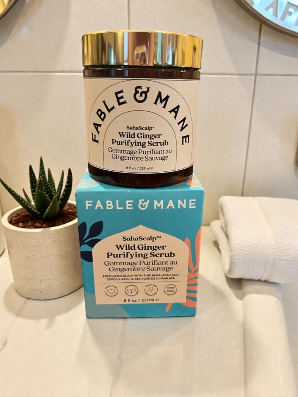 Fable & Mane SahaScalp Wild Ginger Purifying Scrub Vegan Haircare USA Made NIB - Picture 2 of 8